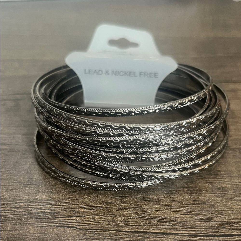 Tamina Elegant Silver Bracelet Collection